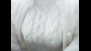 whitesweater's Live Cam
