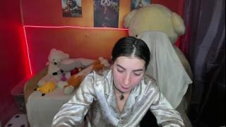 Melanie ⚡ January 15th is my birthday, there will be an interesting show :)'s Live Cam