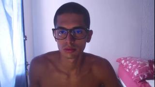 Independt model - Twitter @Andrexx83416328's Live Cam