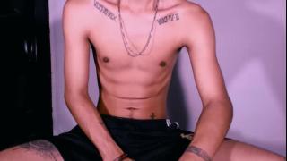 mysteryboy_thin16's Live Cam