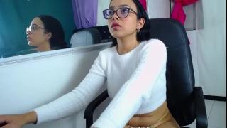 Sussy_R's Live Cam